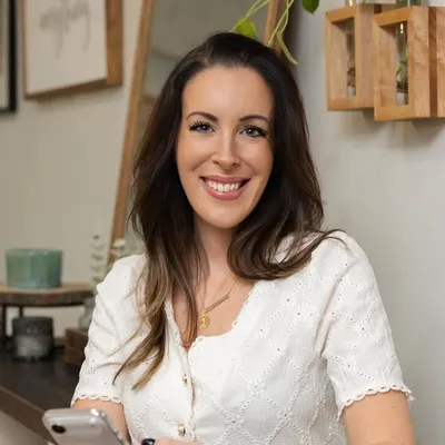 Vera Sweeney - New York Content Creator profile