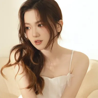 Verene Lew profile