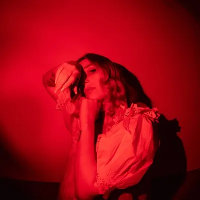 vérité profile