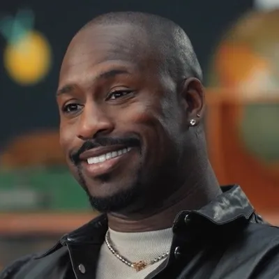 Vernon Davis profile