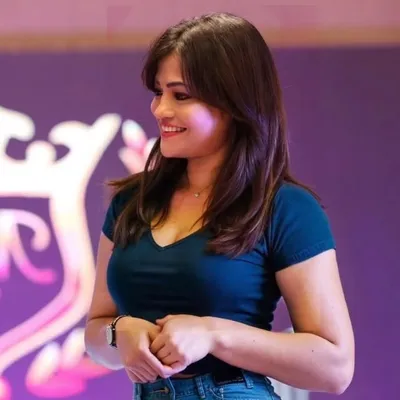 Veronica S Fernandes profile