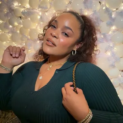 Veronica Brown | Fashion & Beauty Creator profile
