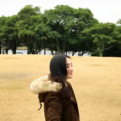 Veronica Chandra profile