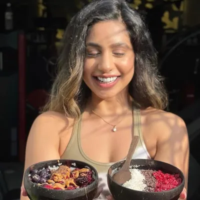 Veronica Kumra | ๐๐ข๐ฅ๐ ๐ข๐ก๐+๐๐จ๐ง ๐ก๐จ๐ง๐ฅ๐๐ง๐๐ข๐ก๐๐ฆ๐ง (CNP) profile
