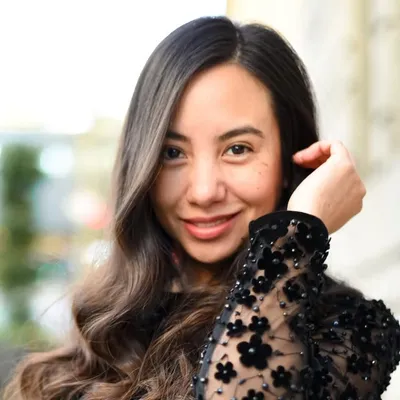 Veronica Leal profile