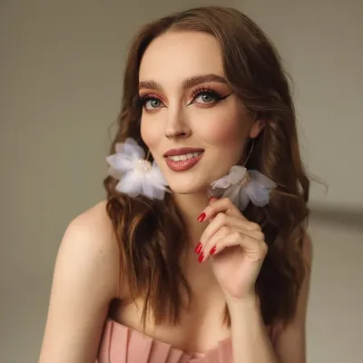 Вероника Цубикова | Певица profile