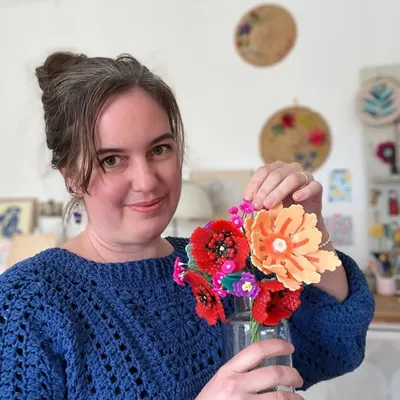 Laetitia Lazerges • Créativité & DIY • Autrice 20+ livres & kits profile