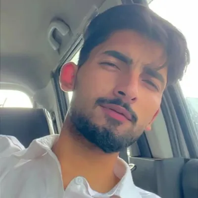 व profile