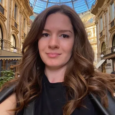HAIR✨MAKEUP✨MONACO✨CANNES✨NICE✨ST-TROPEZ✨COMO✨MILAN✨PARIS✨DUBAI profile