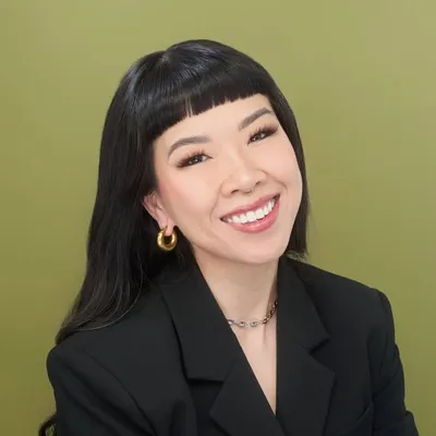 Toronto Calligrapher, Sylvia Wong profile