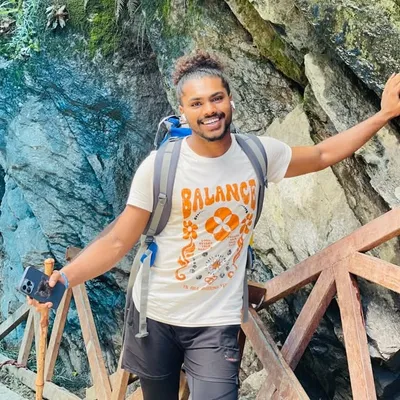 Chandra Shekhar ๐ฆ
profile