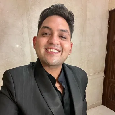 Vibhoar ㅤ profile
