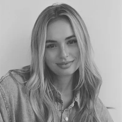 Victoria Baldesarra profile