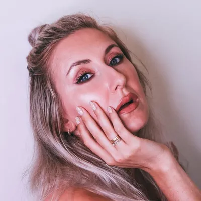 Vicka Eliseev profile