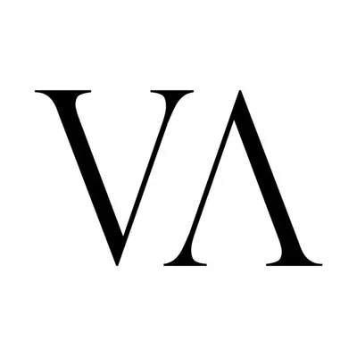 V I C K I A R C H E R profile