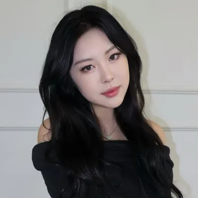 VICKI CHEN profile