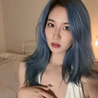 Yujia Zhang profile
