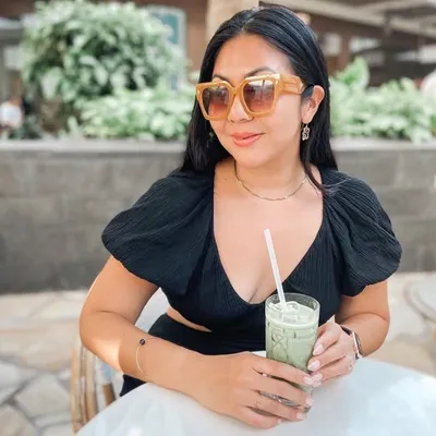Vicki | Hawaii Mama + Lifestyle profile
