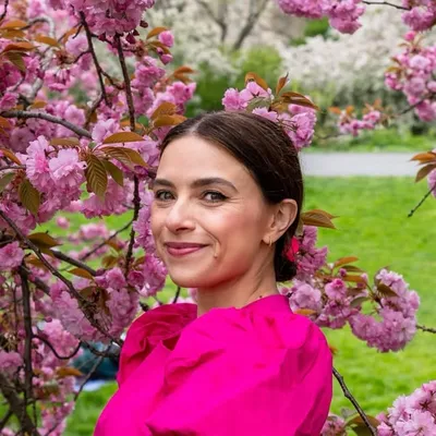 Vicki ✈️ Travel + NYC Lifestyle profile