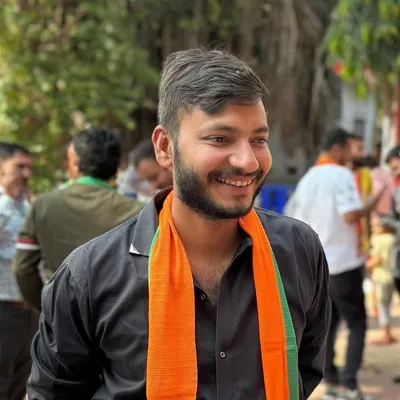 ๐ Vicky Raghuvanshi ๐ ( ๐ฅ๐ฅ๐ฅ๐ซ) profile