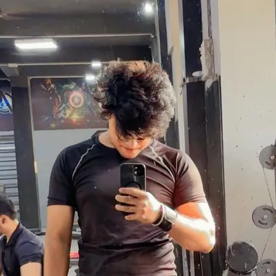 VICKY SINGH 🛡️ profile