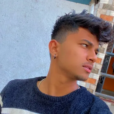 Rushabh😎 profile
