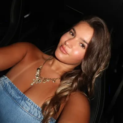 Vicky Madureira profile
