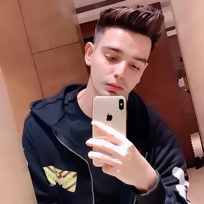 Vicky Sharma profile