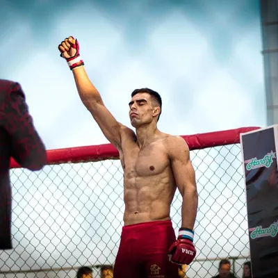 Victor Candia profile
