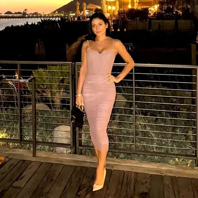 VICTORIA LYANDRES profile