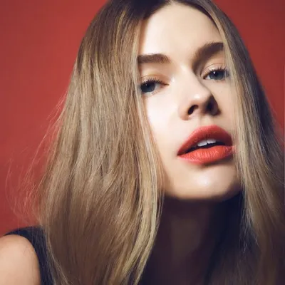 Victoria Lee profile