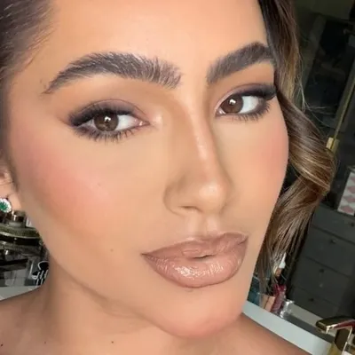 VICTORIA MIRANDA profile