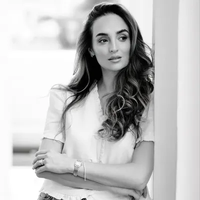 Victoria Roggio profile