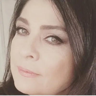 Victoria Ruffo profile