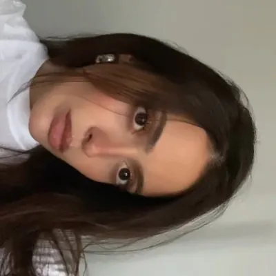 ✰ victoria ✰ profile