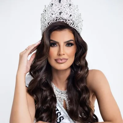 Victória Weitzel Fonseca profile