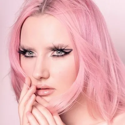 Victoria Wonka profile