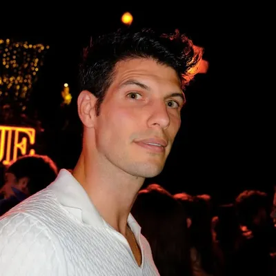 Víctor L. profile