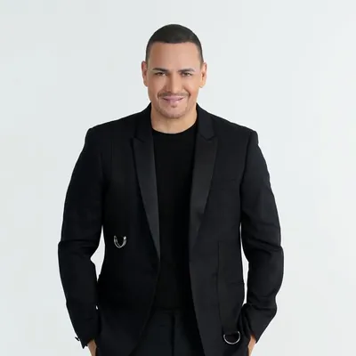 Víctor Manuelle profile
