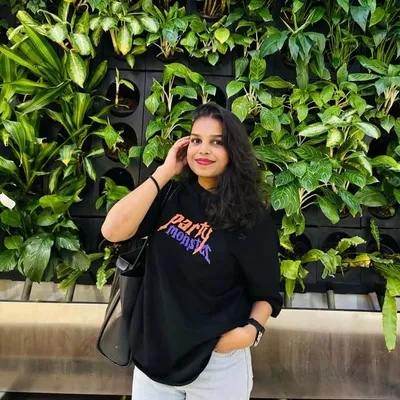Vidhya🤍 profile