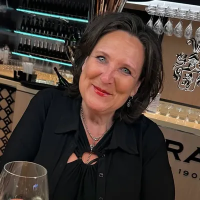 Tanja Neumann | Reisejournalistin & Genuss-Expertin profile