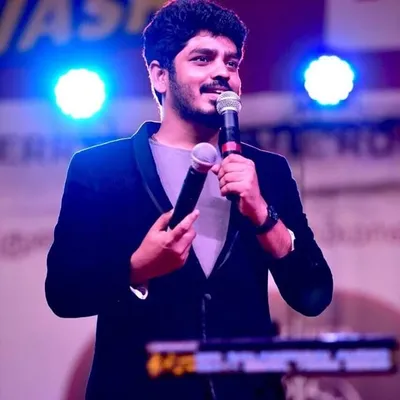 Vignesh Karthick profile