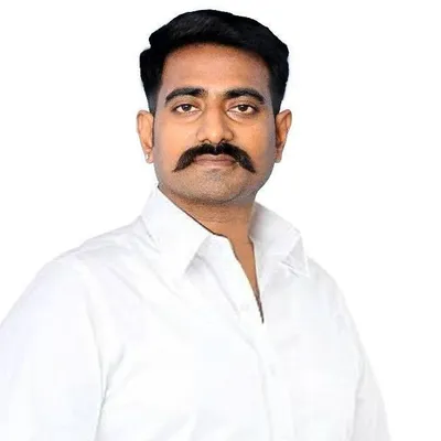 Vignesh Karthik profile