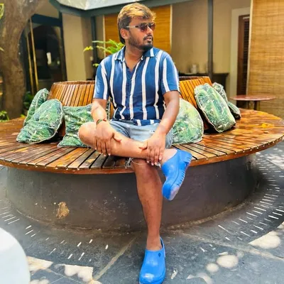 Vignesh Vicky profile