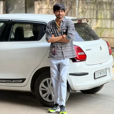 🦁VIJAY KHARGIYA 🤴🏻 profile