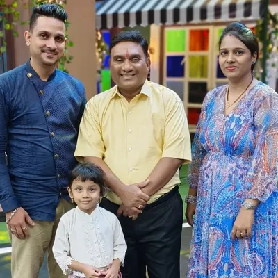 Mr and Mrs Dhayalkar profile