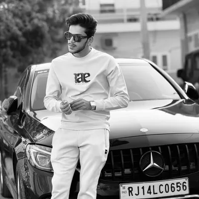 Vijay Suthar profile