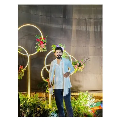 Vijay Solanki profile