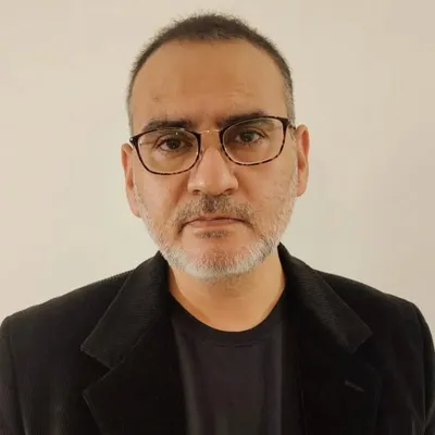 Vijay Kalwani profile