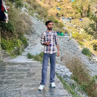 Vijay Mehra profile